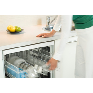 Low water hot sale use dishwasher